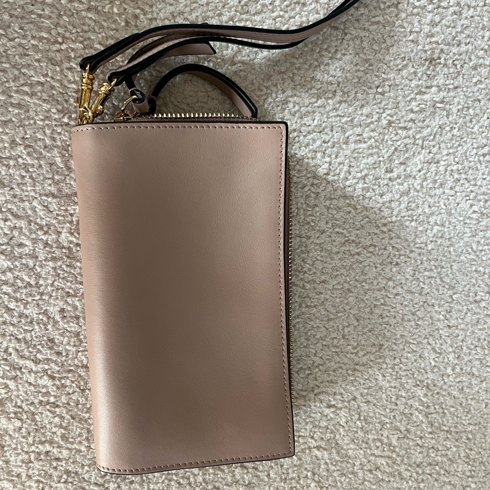 Cuyana Blush Italian Leather Wristlet